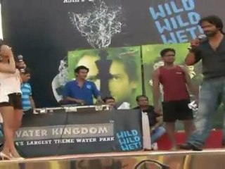 Half Naked Guy Delivers Wanted Films Dialogue At Water Kingdom