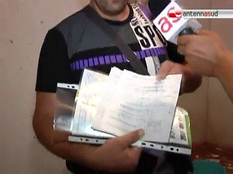 TG 23.07.11 Doccia e water vietati ai residenti di una palazzina popolare di Bari