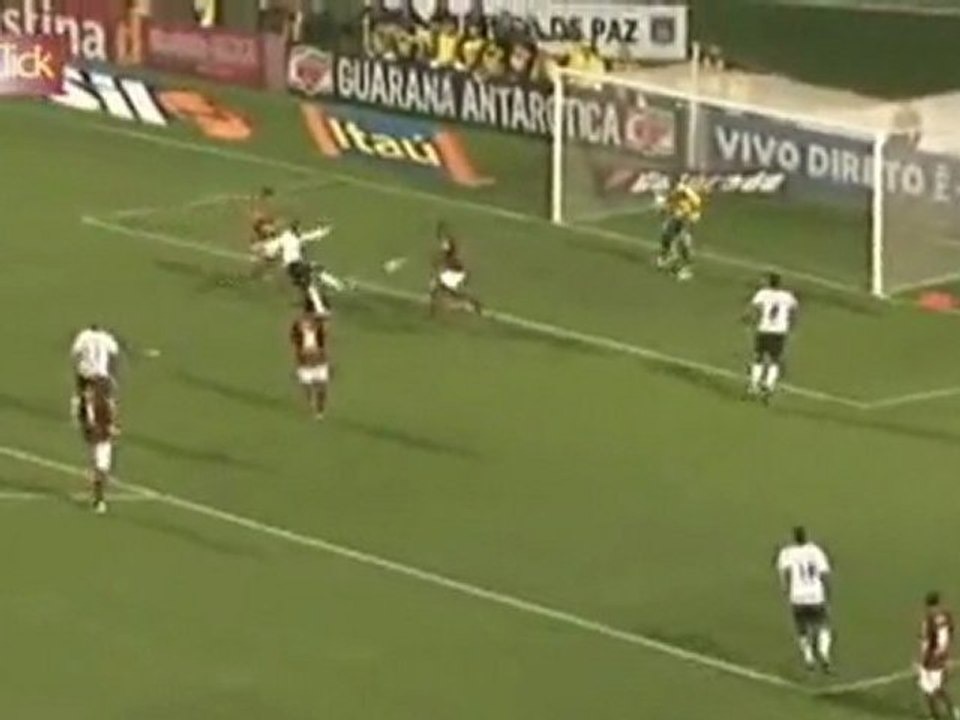 Corinthians vira sobre o Flamengo e volta à liderança do Brasieirão