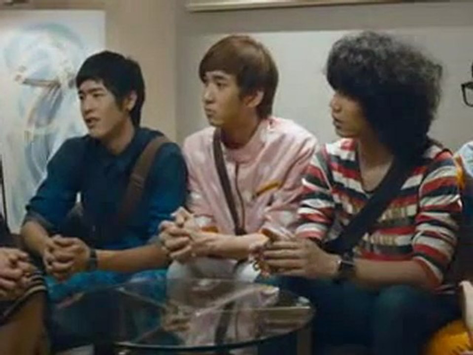 small หนังฟรีที่ friendfans.blogspot.com °^ ^...