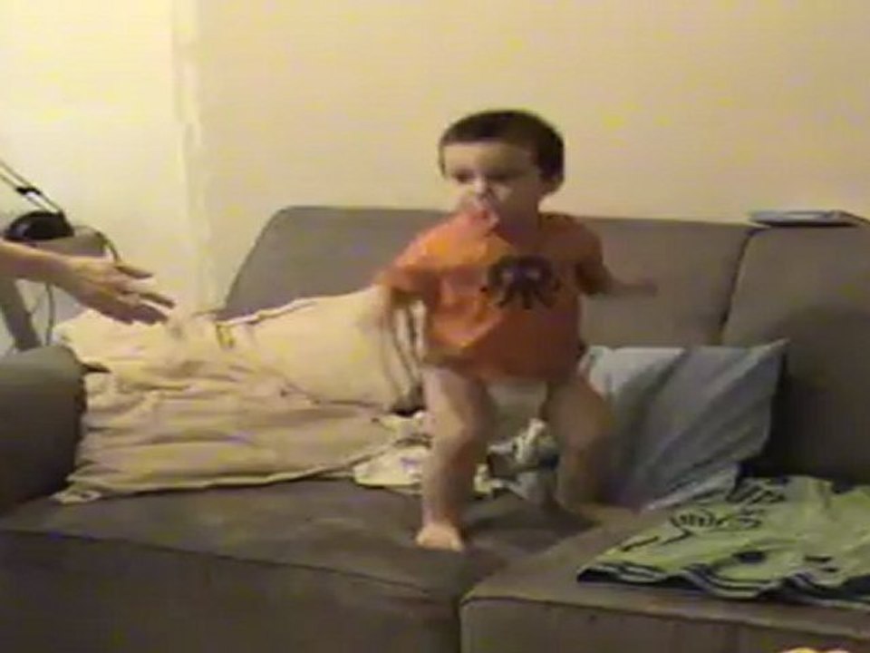 lucas danse ... ou pas