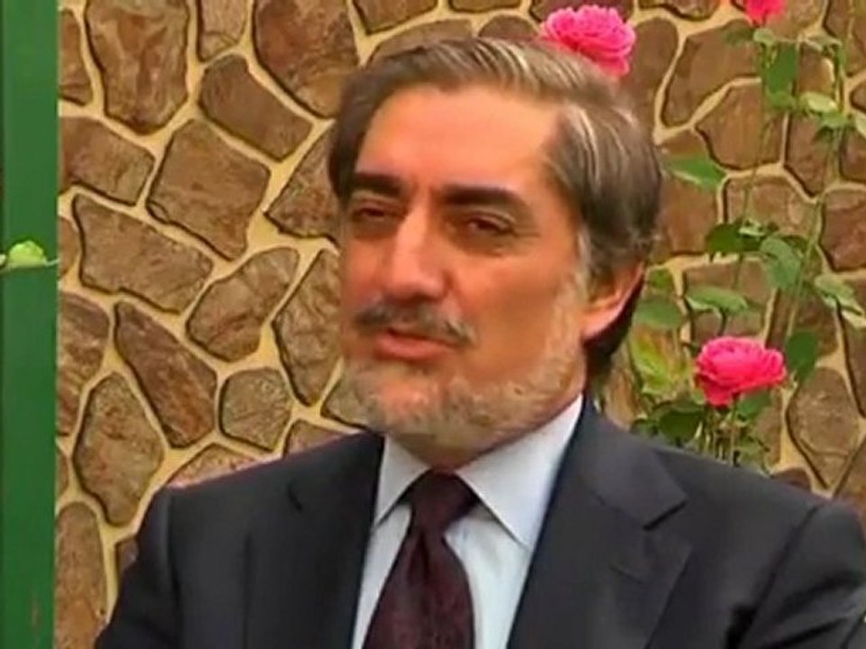 Afghan memorial marks 10-years since the death of war hero