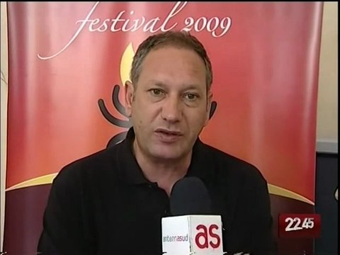 TG 05.08.09 Anche gli amici di Maria De Filippi alla Notte della Taranta