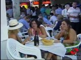 Los tradicionales pollos con cava de la Feria de Albacete