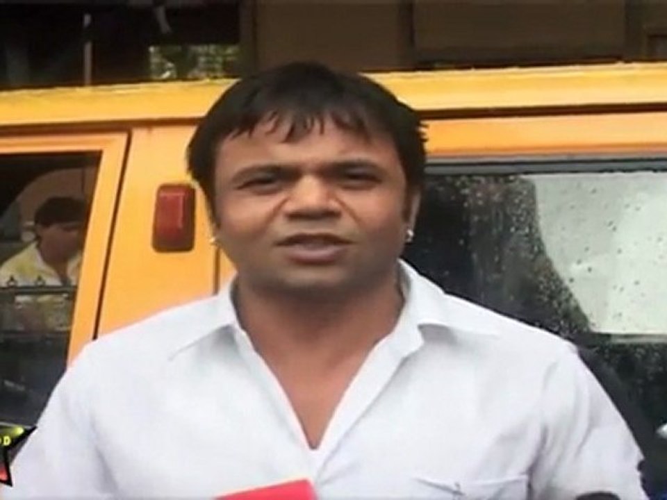 "Rajpal Yadav"  on location"