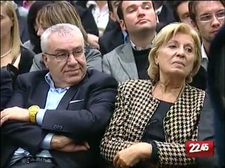 TG 14.11.09 Da Bari Casini "chiude" a Vendola