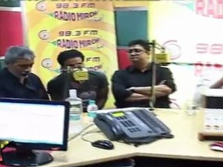 Prasoon Joshi At Radio Mirchi On Music Premier Of "Aarakshan"