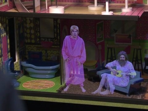 Chap 7 - Je suis Pierrick Sorin, je suis un artiste, et je marche vers le Grand Palais.