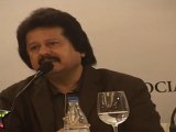 KHAZANA FESTIVAL GHAZALS WITH PANKAJ UDHAS   05