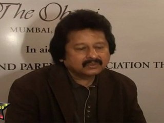 KHAZANA FESTIVAL GHAZALS WITH PANKAJ UDHAS   12