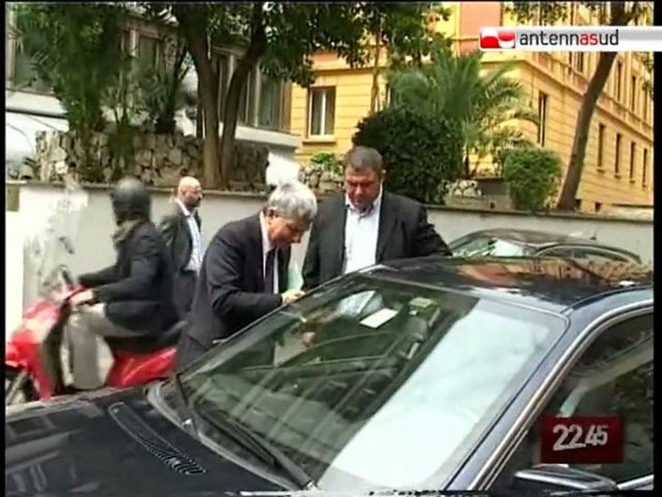 TG 03.06.10 Digitale terrestre, Vendola difende le tv locali