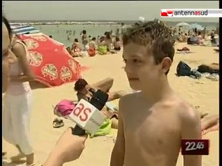 TG 12.06.10 Caldo record, pienone sulle spiagge in Puglia