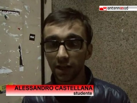 TG 30.11.10 La Riforma Gelmini passa alla Camera, a Bari incalza la protesta