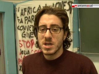 TG 07.12.10 Torna la "pantera" a Bari, occupata la facoltà di lettere