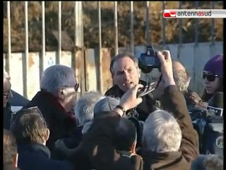 TG 29.12.10 Pecore alla diossina abbattute tra le polemiche