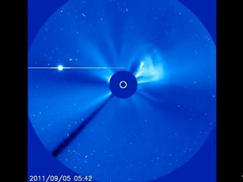 UFO Strange Massive Unknown Object and Comet ELENIN