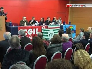 TG 10.01.11 Sindacati-Vendola, rischio scioperi