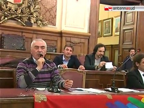 TG 14.01.11 Internalizzazioni, serve unità fra lavoratori e Regione Puglia