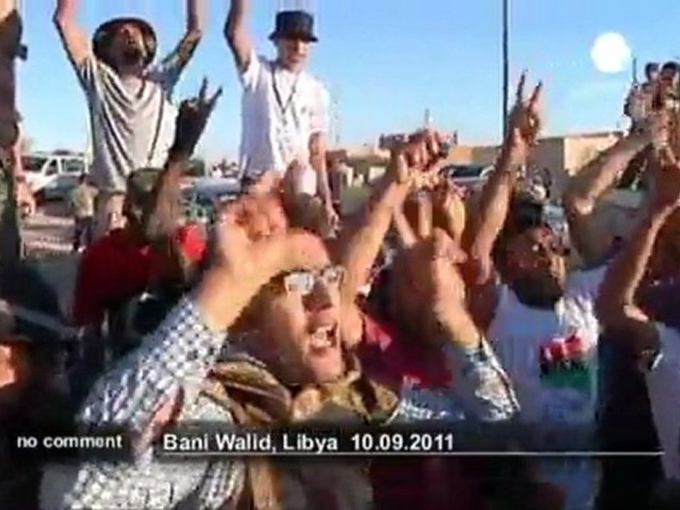 Libya fighters move on last Gaddafi bastions - no comment