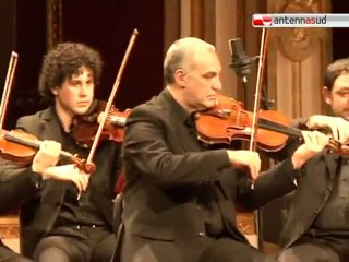 TG 18.02.11 Alberto Veronesi per una serata trionfale al Petruzzelli