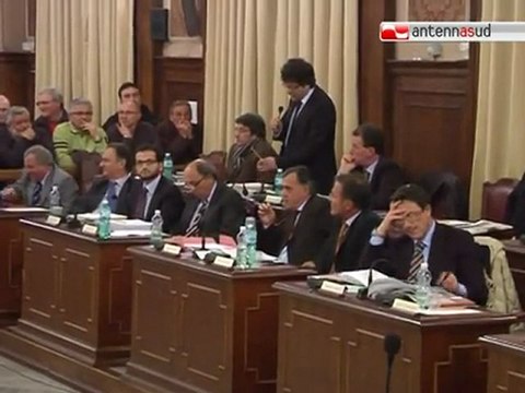 TG 04.03.11 Il consiglio comunale sblocca le case di Lama Balice