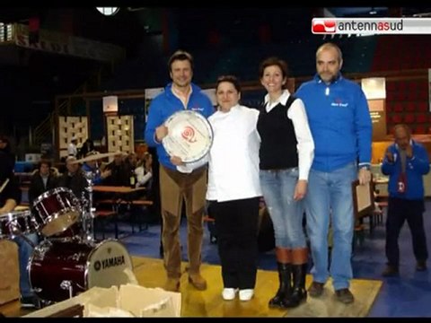 TG 08.03.11 Il maiale nero di Faeto vince la Disfida del soffritto