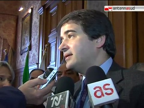 TG 26.03.11 Fitto: Vendola si occupi della Sanità pugliese
