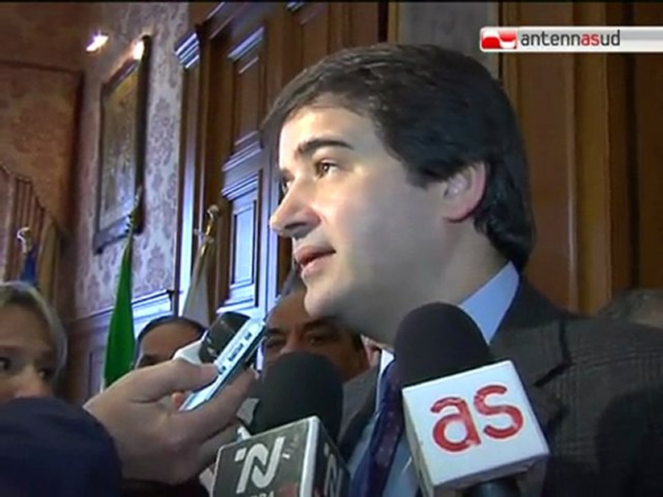 TG 26.03.11 Fitto:" Vendola si occupi della Sanità pugliese"