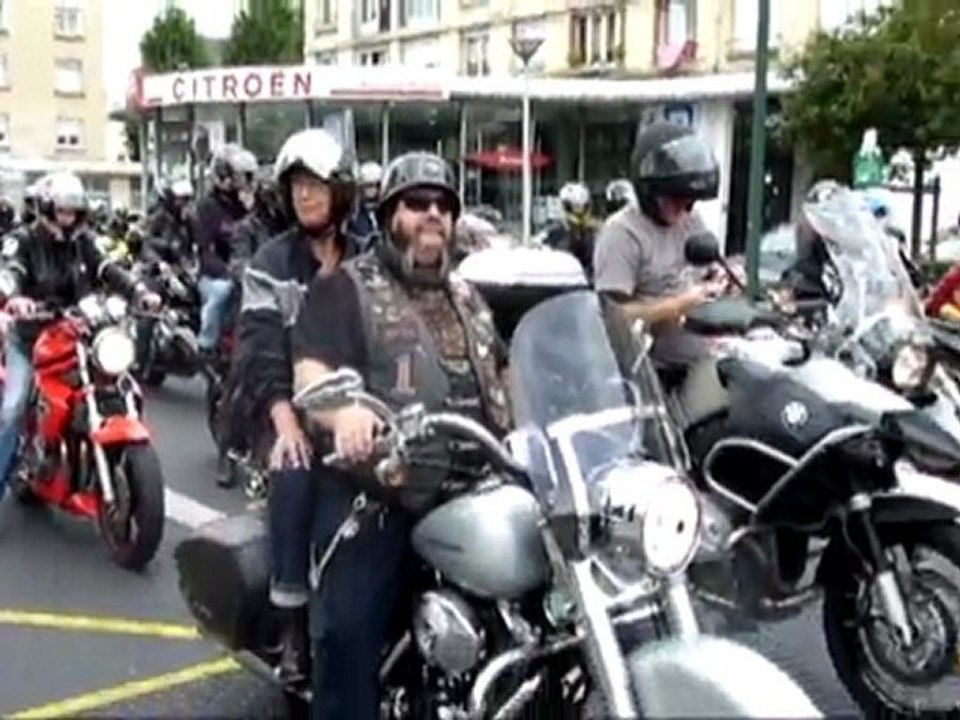 1 500 motards en colère à Caen