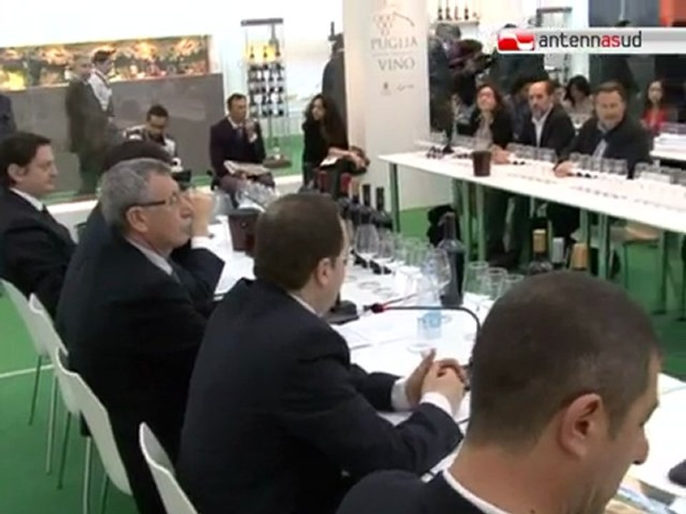TG 08.04.11 "I vini dolci punta di diamante della Puglia al Vinitaly"