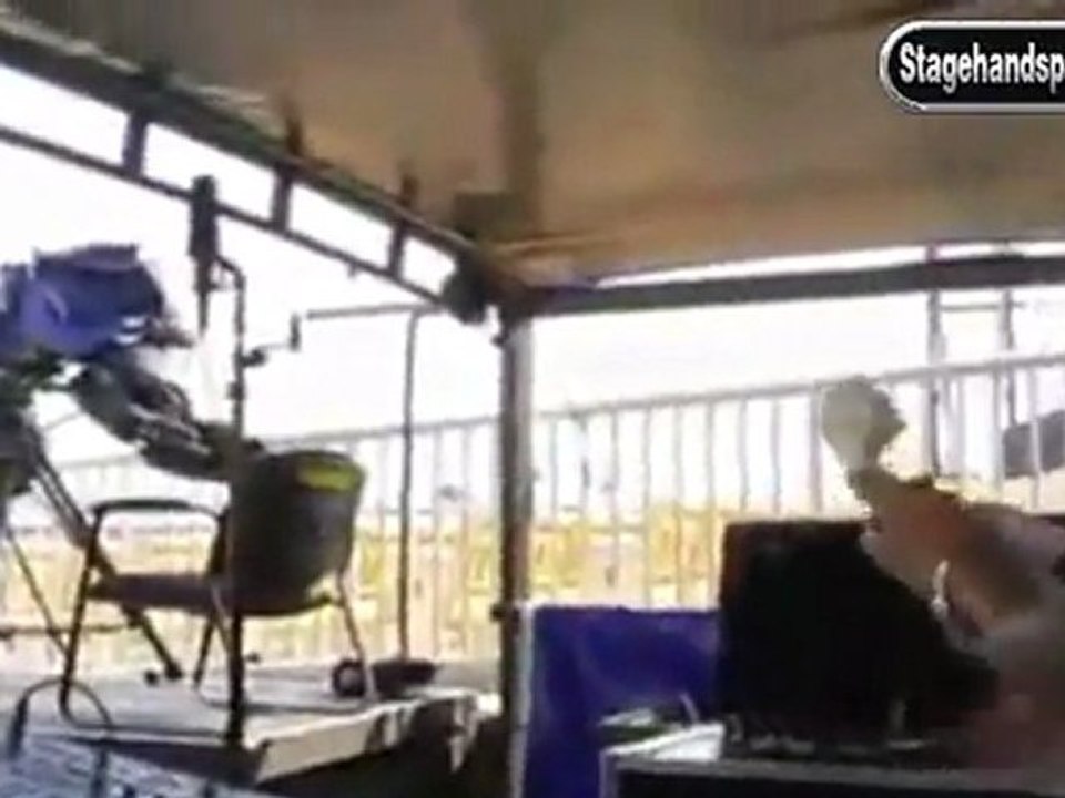 Stagehand TV-On Tour With John Mayer