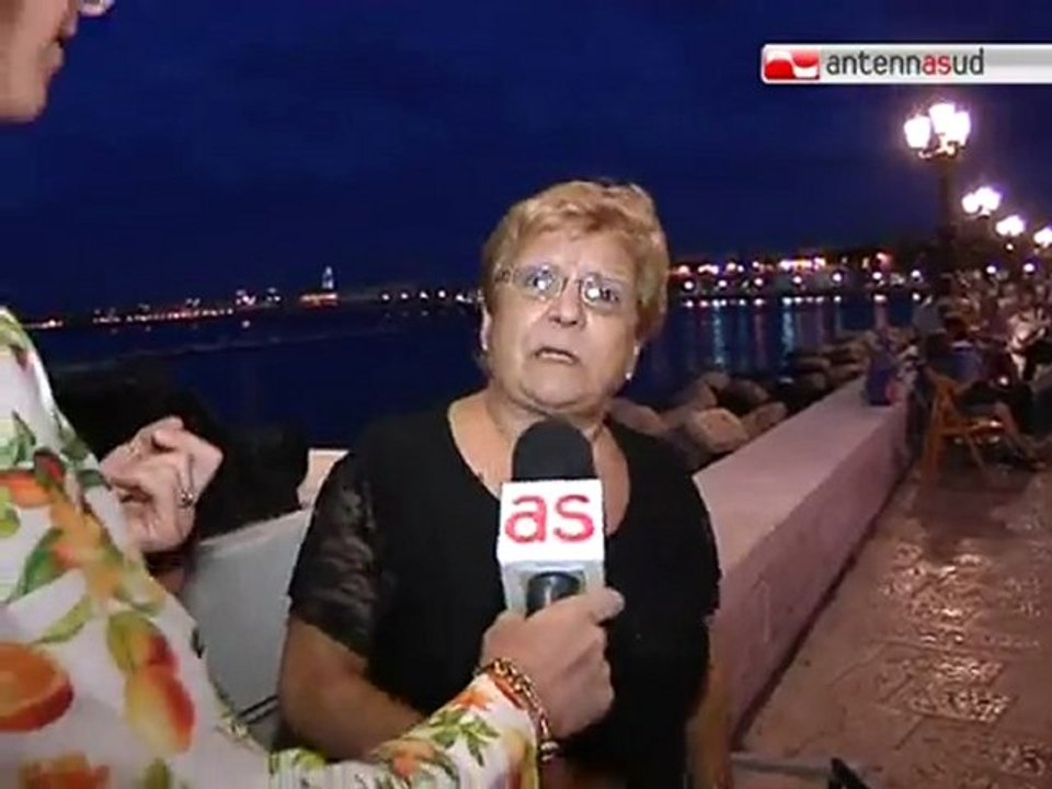 TG 25.07.11 Bari, contro la chiusura del lungomare, proteste di ambulanti e cittadini