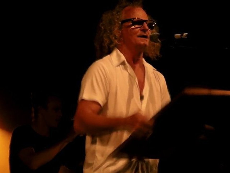 Danyèl Waro - Live Terres de Couleurs (Ariège, France 2010) 1/2