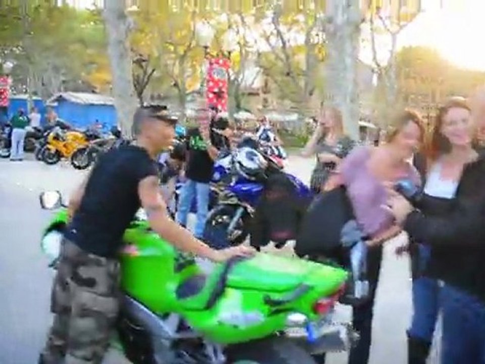 Manif FFMC du 10/09/2011 Place de la Comédie à Montpellier