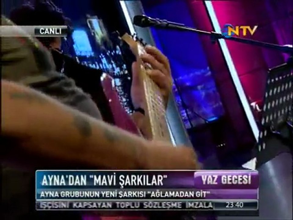 Ayna - Ağlamadan Git 2011 { Yaz Gecesi } (Canlı Performans)