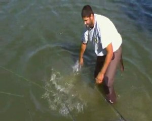 poisson de 14 kg en etang privé