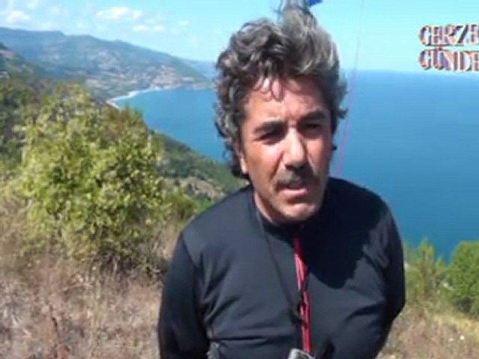 Gerze Hacıselli mevkinde Yamaç Paraşütü