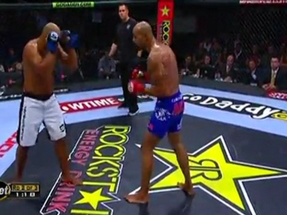 Mike Kyle vs. Marcos Rogerio de Lima