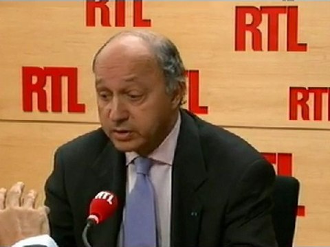 Laurent Fabius, député socialiste de Seine-Maritime, ancien Premier ministre, invité de RTL ( 12 septembre 2011)