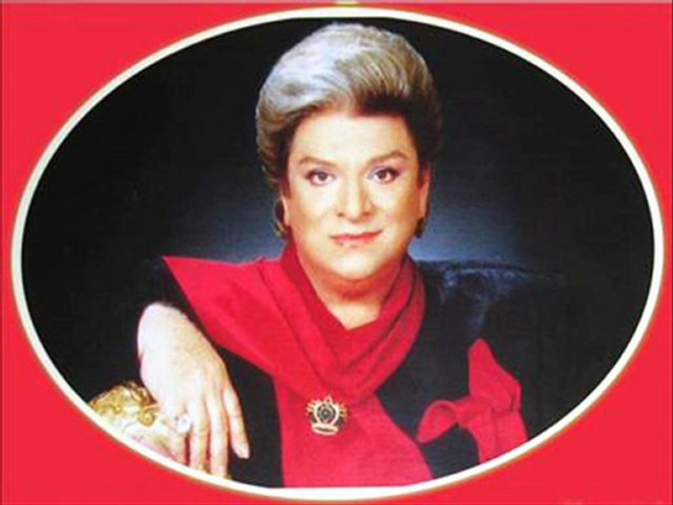 Zeki Müren  Gökyüzünde Yalnız Gezen Yıldızlar