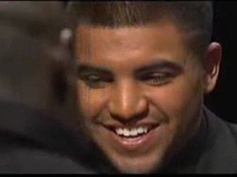 Face Off - Floyd Mayweather Jr. vs Victor Vicous Ortiz