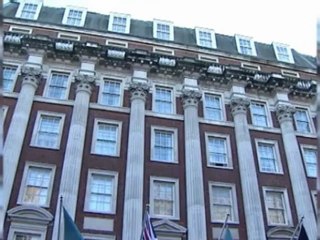 UK's Cameron in Russian relations "reset"