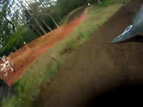 Essais solo B 125 2 tps 250 4 tps RAMONCHAMP Moto cross 11/09/2011 Caméra embarquée