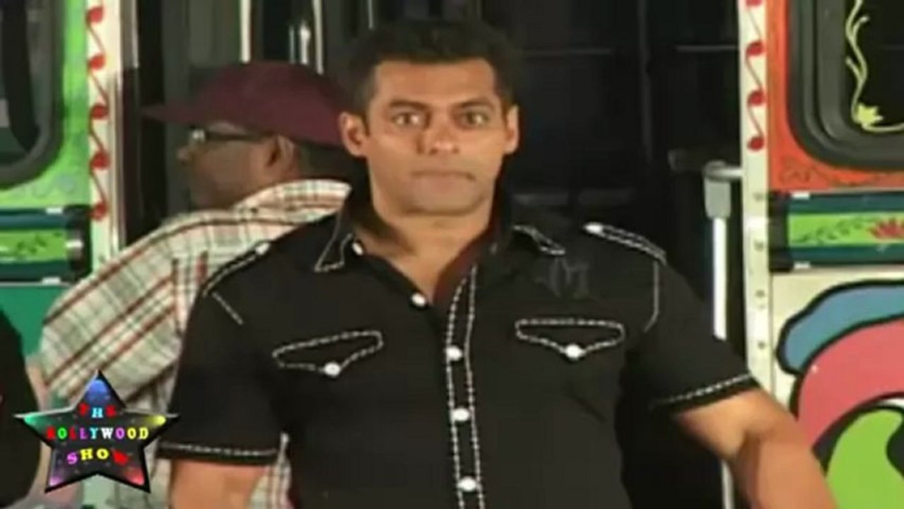 Hindi Movie 'READY'  First Look  AASIN & ' SALMAN KHAN' - 27.mp4