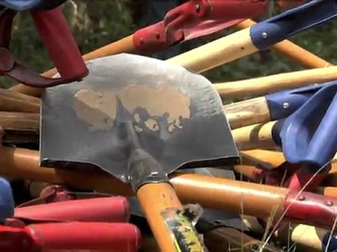 Tanzania mourns ferry victims, toll nears 200