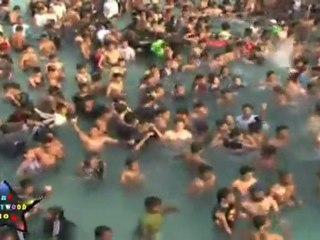 Hot & Sexy Shweta Pandit Adjusts Her Top At Water Kingdom