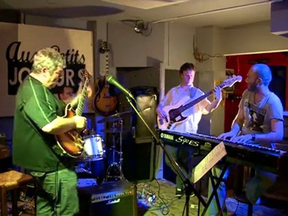 2ème extrait de Jimi Drouillard en Juillet, Aux Petits Joueurs