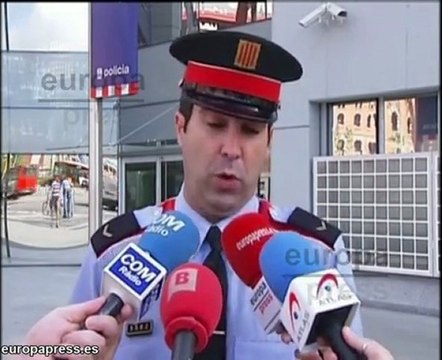 Detenidos en Barcelona por asaltar con otra identidad