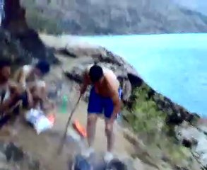 ((  DİYARBAKIR ÇÜNGÜŞ KARAKAYAKÖYÜ))      HANDERE DERESİNDEKİ  ÇILGIN GENÇLER