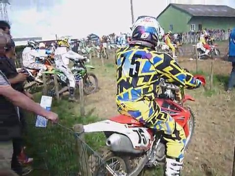 MOTOCROSS EDERN 2011 DEPART 2EME MANCHE MX1